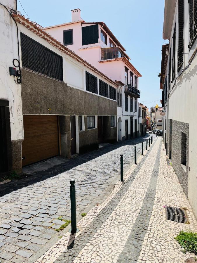 Lovely 2-Bedroom Rental Unit In Historic Funchal Екстер'єр фото